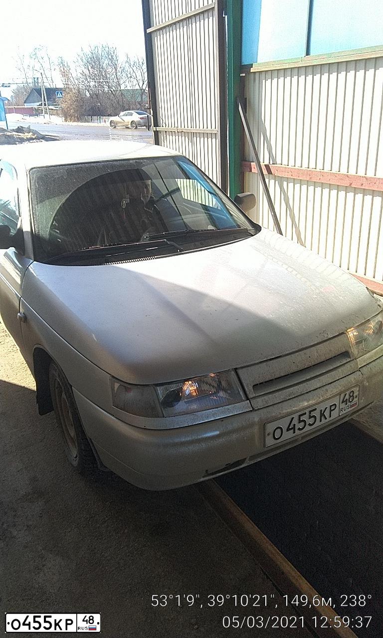 Фото автомобиля LADA 2110, 2005 — госномер О455КР48. Цвет: Светло-Серебристый металлик