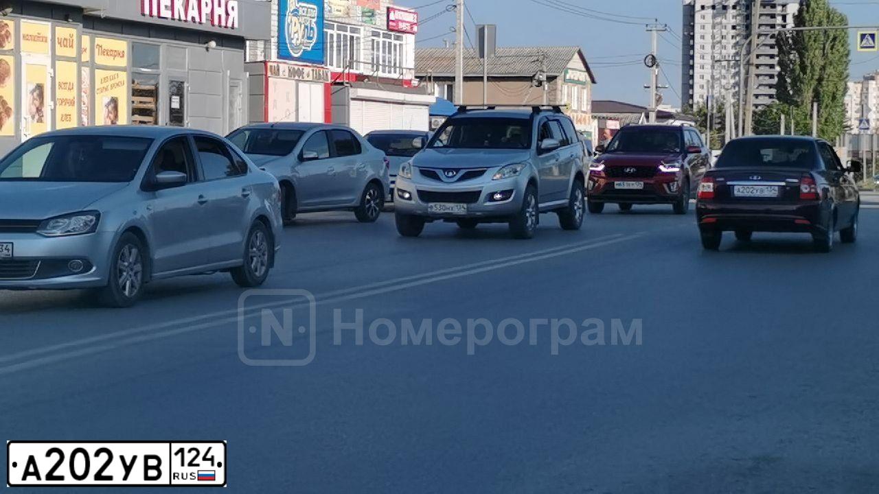 Фото автомобиля LADA 2109 SAMARA, 2003 — госномер Т791НР24. Цвет: СЕРЫЙ