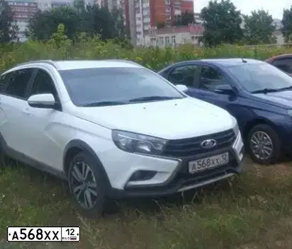 Фото автомобиля LADA VESTA, 2018 — госномер А568ХХ12. Цвет: БЕЛЫЙ