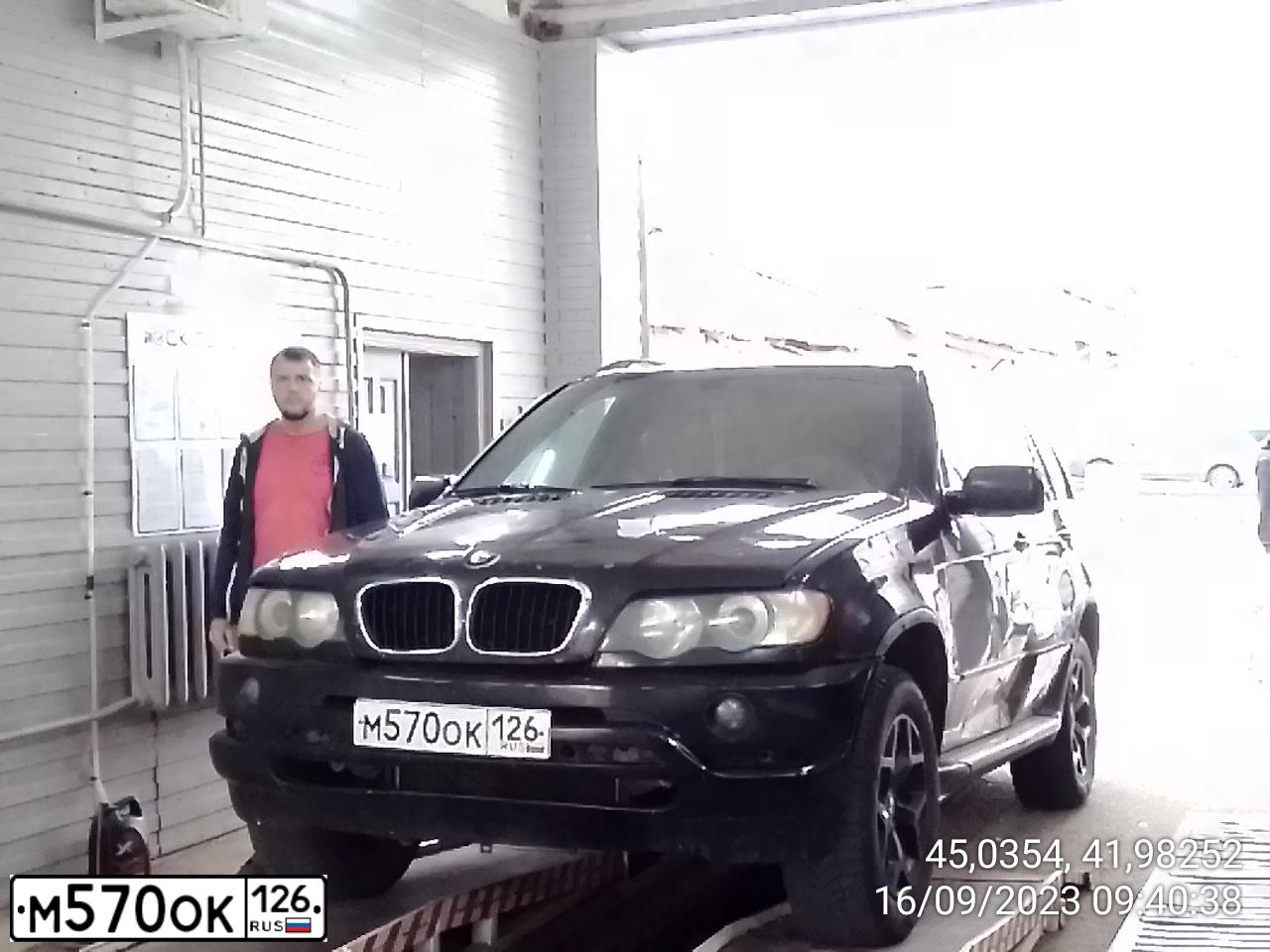 Фото автомобиля BMW X5, 2001 — госномер Н224ТР193. Цвет: ЧЕРНЫЙ