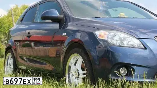 Фото автомобиля KIA CEE'D, 2008 — госномер Н599ОС197. Цвет: СИНИЙ