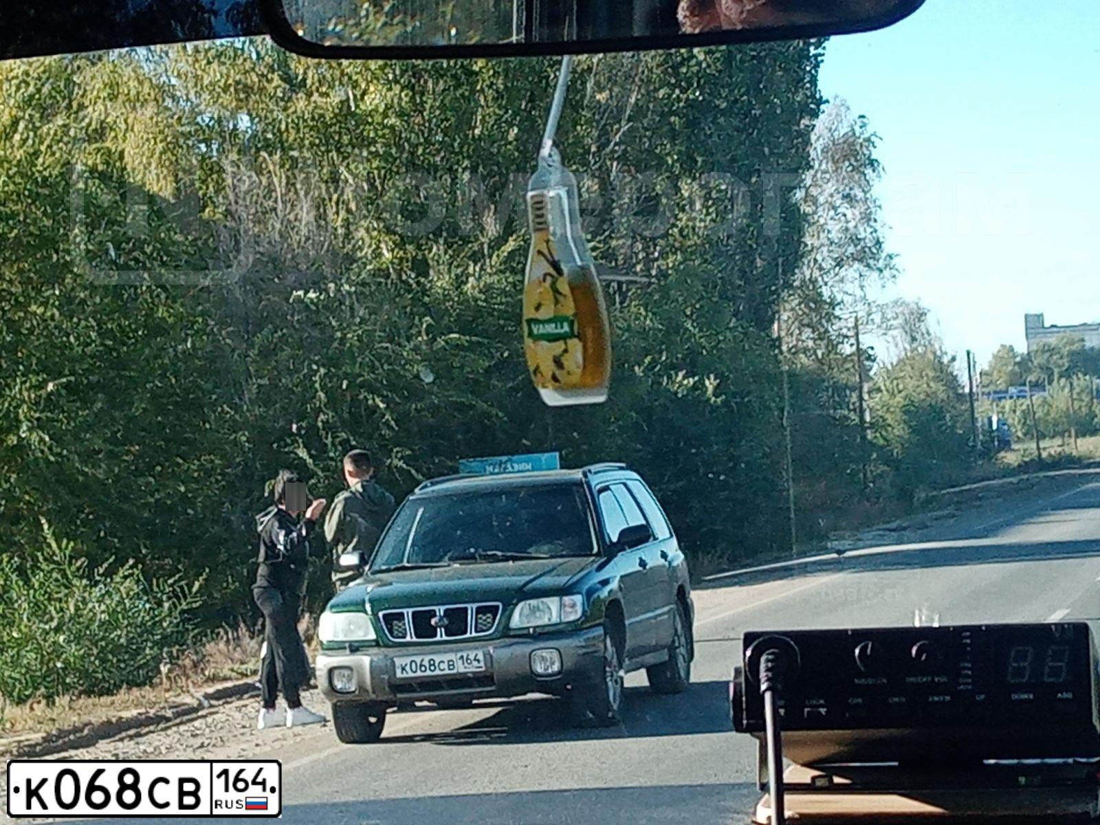 Фото автомобиля SUBARU FORESTER, 2001 — госномер М194УЕ164
