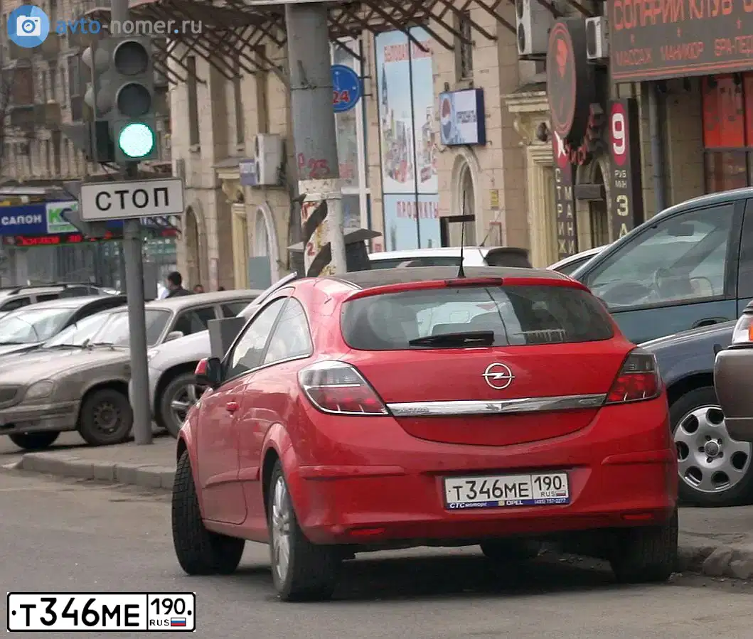 Фото автомобиля OPEL ASTRA, 2008 — госномер Т346МЕ190. Цвет: КРАСНЫЙ