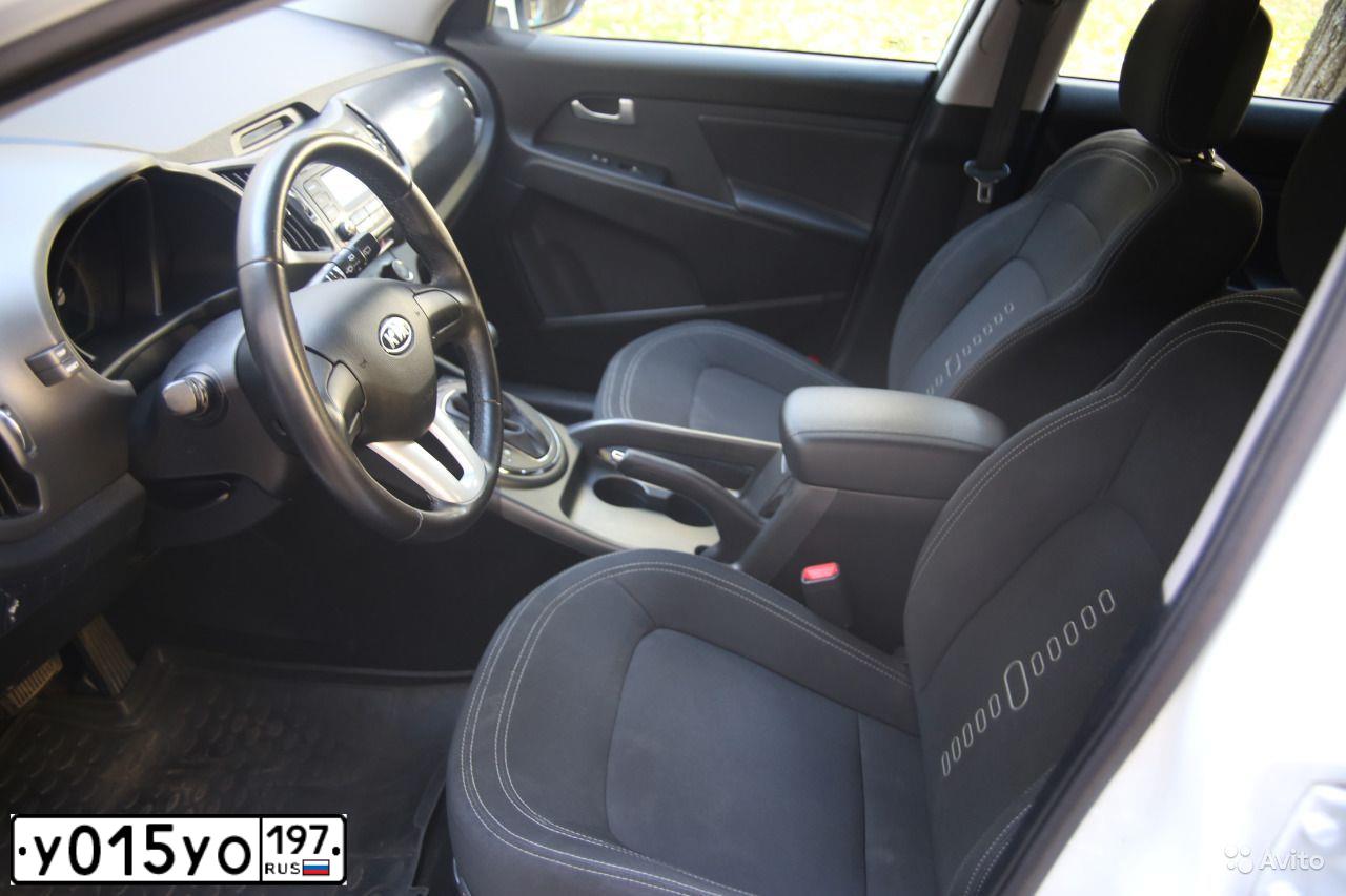 Фото автомобиля KIA SPORTAGE, 2012 — госномер О727ТС797. Цвет: Белый