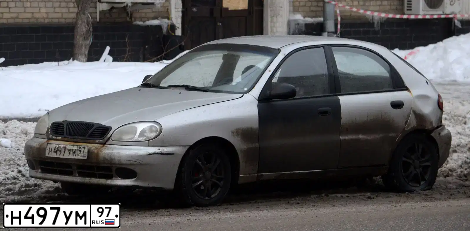 Фото автомобиля MERCEDES E-KLASSE, 2005 — госномер А861МК199. Цвет: ЧЕРНЫЙ