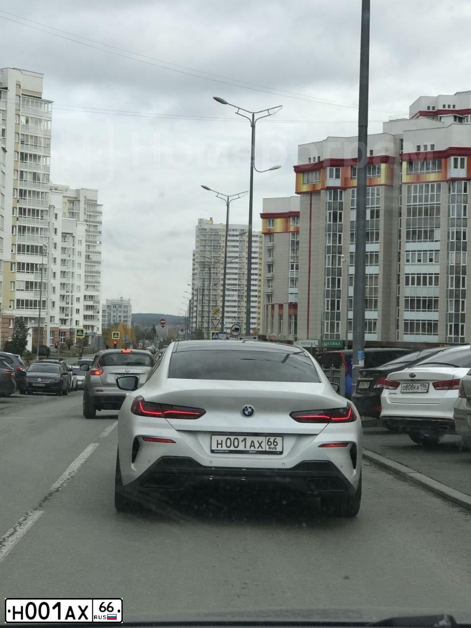 Фото автомобиля LADA 2110 LADA, 2004 — госномер М279ОУ196. Цвет: СВЕТЛО-СЕРЫЙ