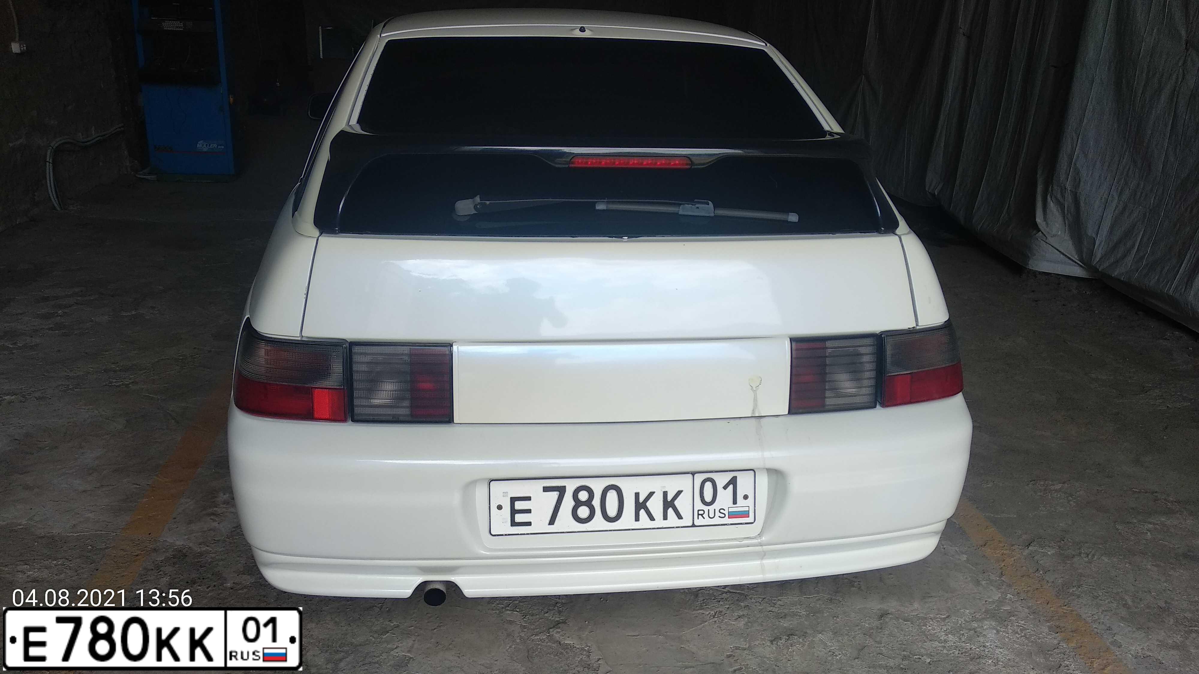 Фото автомобиля LADA 2112 LADA, 2003 — госномер М917ЕВ126. Цвет: Белый
