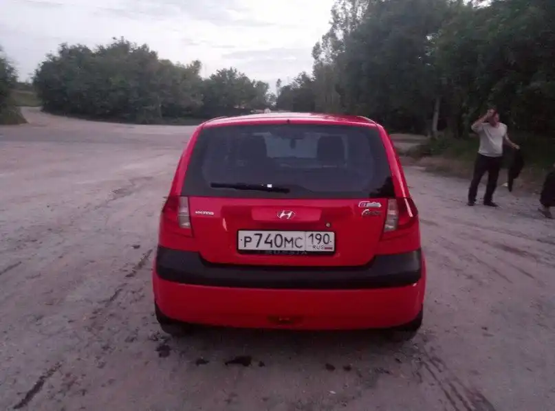 Фото автомобиля HYUNDAI GETZ, 2007 — госномер К340СМ82. Цвет: Красный