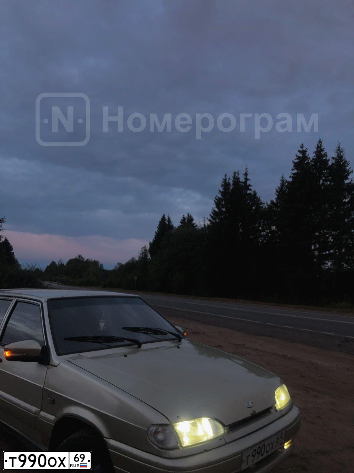Фото автомобиля LADA 2114 SAMARA, 2006 — госномер Т990ОХ69. Цвет: СИНИЙ