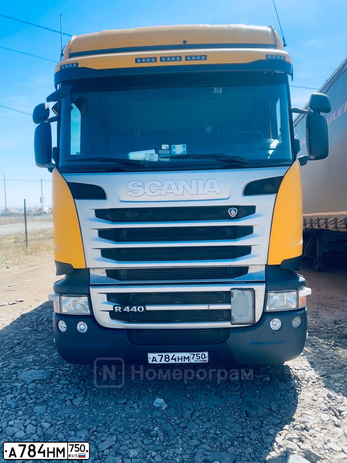 Фото автомобиля SCANIA A SERIE R 4X2, 2016 — госномер А784НМ750. Цвет: ЖЕЛТЫЙ