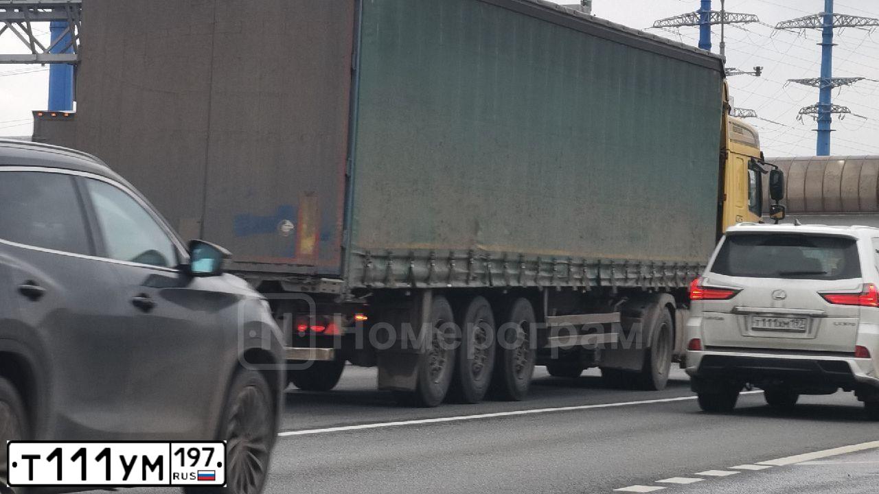 Фото автомобиля VOLVO S80, 2012 — госномер Т111УМ197. Цвет: ЧЕРНЫЙ