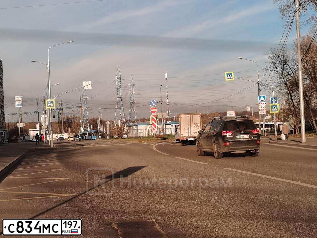 Фото автомобиля CITROEN C-CROSSER, 2011 — госномер С834МС197. Цвет: ЧЕРНЫЙ