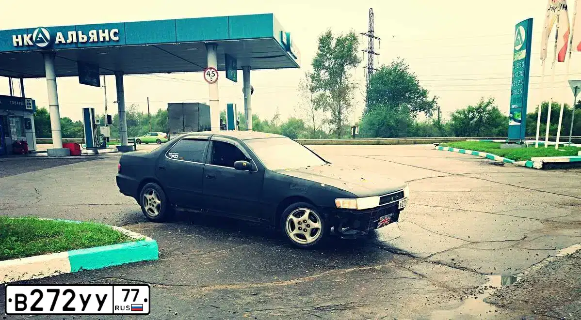 Фото автомобиля SKODA OCTAVIA, 1998 — госномер В272УУ77. Цвет: СТАЛЬНОЙ