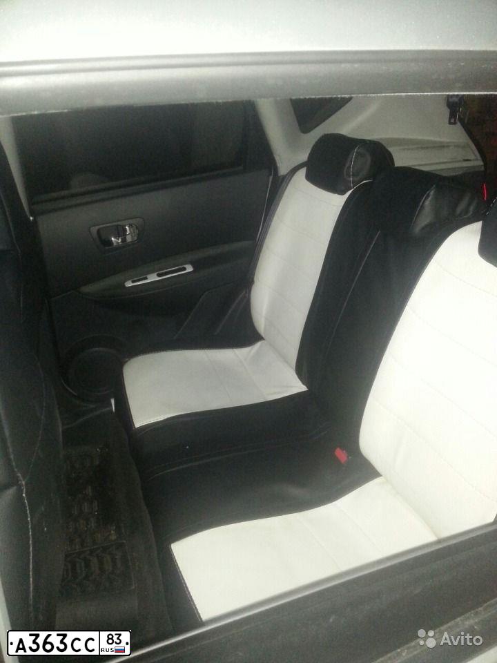 Фото автомобиля NISSAN QASHQAI, 2010 — госномер Е386МС178. Цвет: СЕРЕБРИСТЫЙ