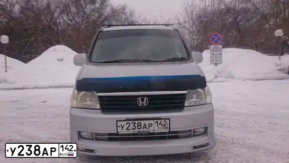 Фото автомобиля HONDA STEPWGN, 2001 — госномер Р865ХА124