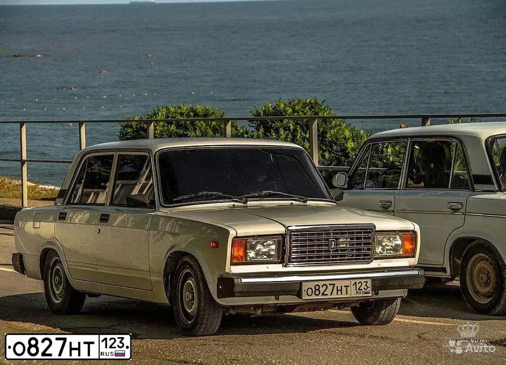 Фото автомобиля LADA 2107, 2010 — госномер О827НТ123. Цвет: Белый