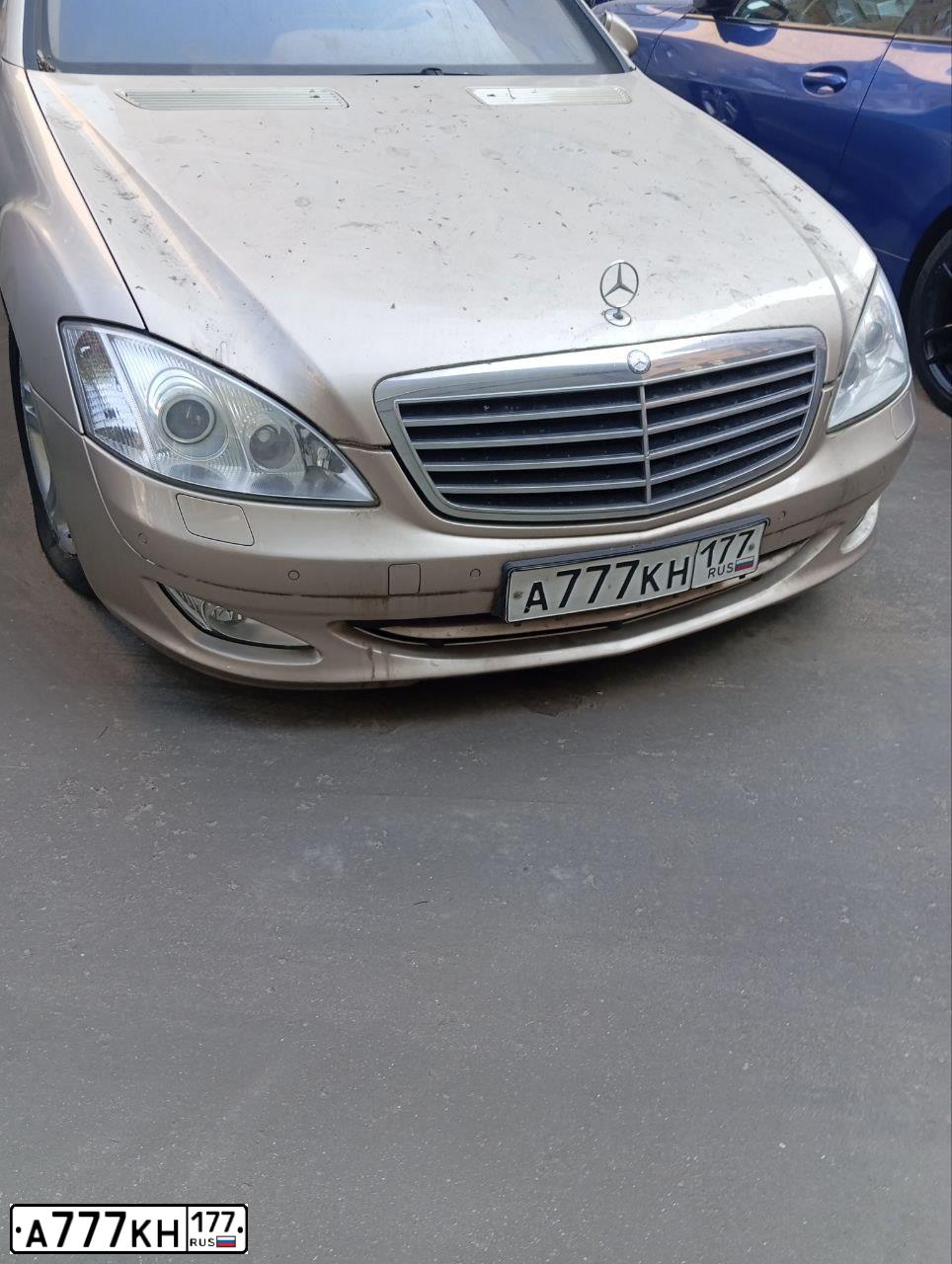 Фото автомобиля MERCEDES S-KLASSE, 2006 — госномер А777КН177. Цвет: БЕЖЕВЫЙ