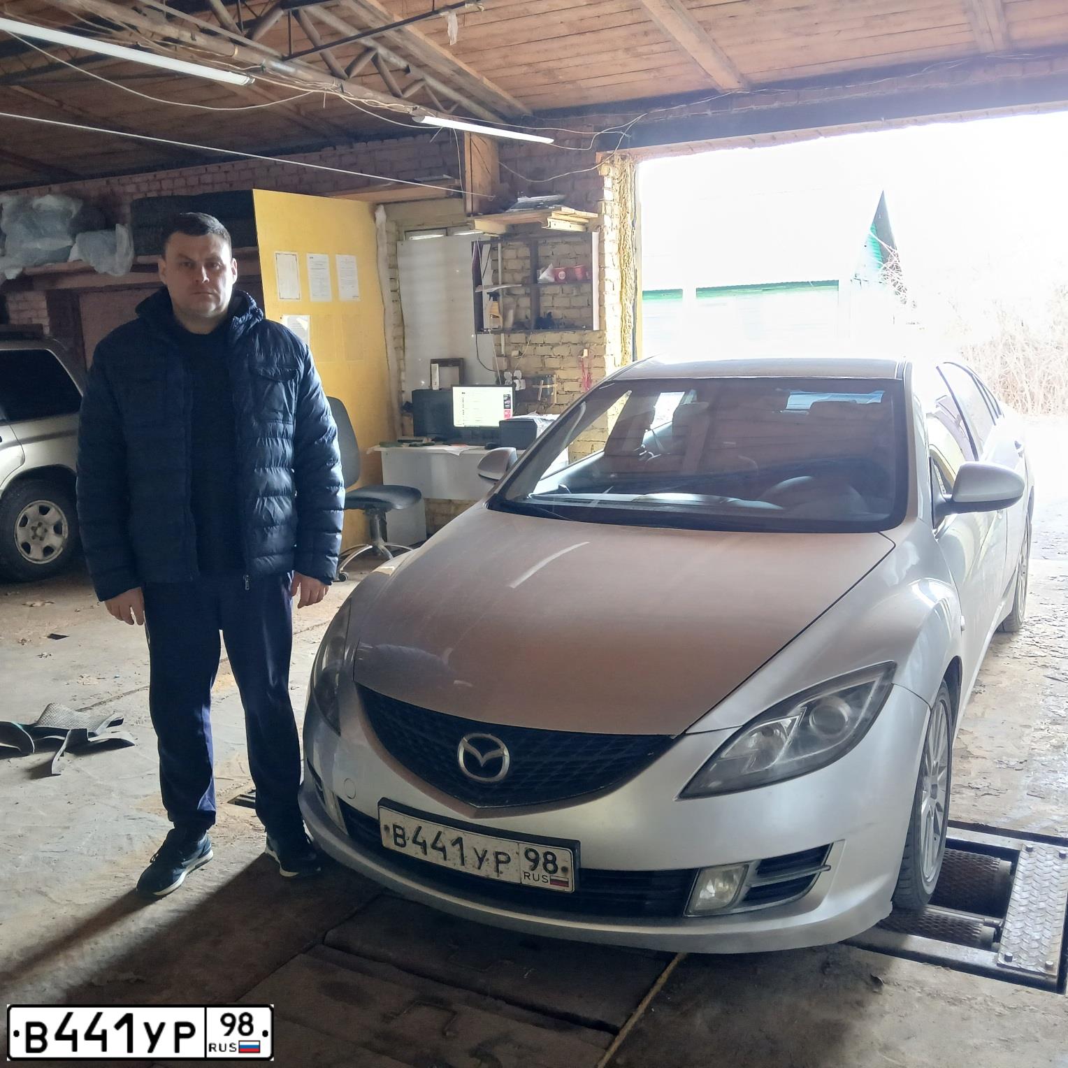 Фото автомобиля MAZDA 6, 2008 — госномер Р323ВЕ32. Цвет: Серебристый