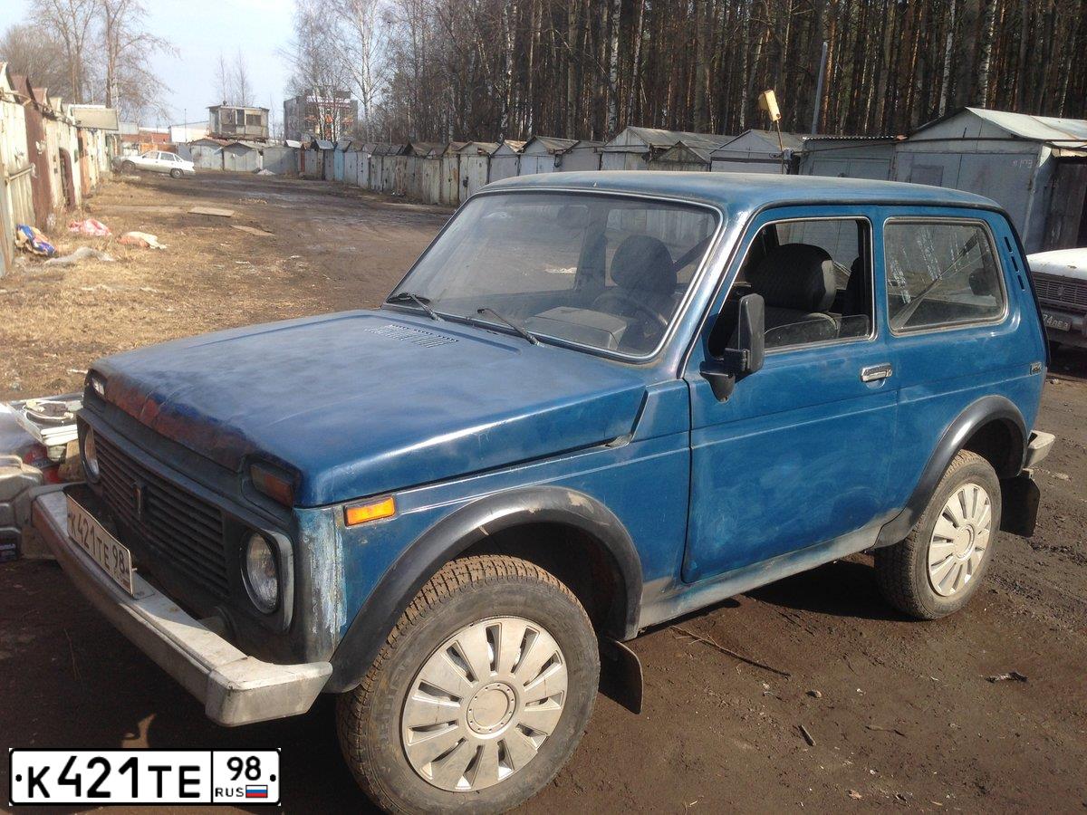Фото автомобиля LADA 2121 NIVA, 2006 — госномер К421ТЕ98. Цвет: Сине-зеленый