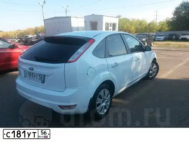 Фото автомобиля FORD FOCUS, 2011 — госномер К739ВК53. Цвет: Белый