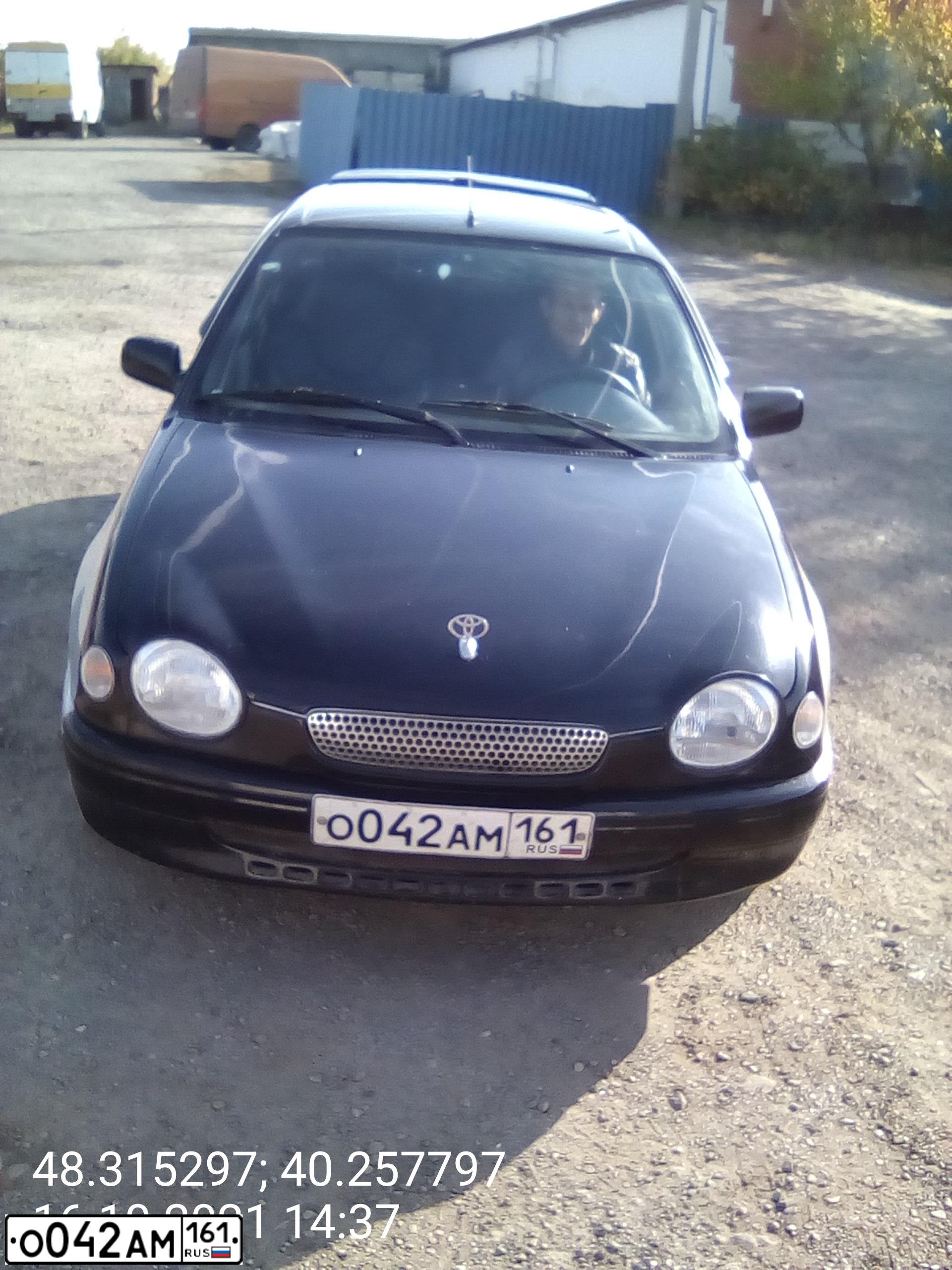 Фото автомобиля TOYOTA COROLLA, 1998 — госномер С693МА761. Цвет: ГОЛУБОЙ  ЧЕРНЫЙ