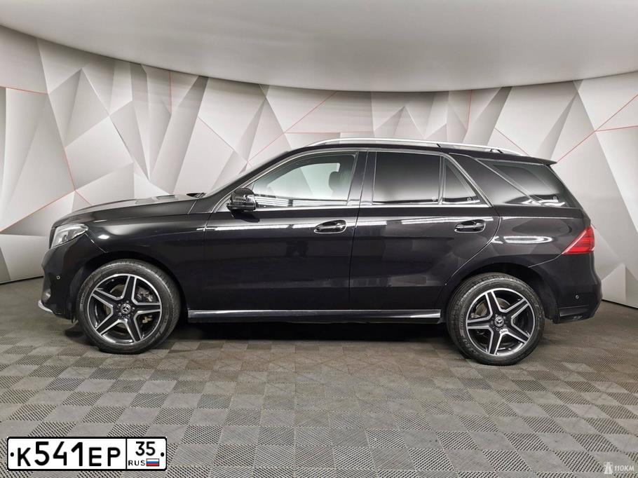 Фото автомобиля MERCEDES GLE-KLASSE, 2018 — госномер Н928ЕЕ797. Цвет: ЧЕРНЫЙ