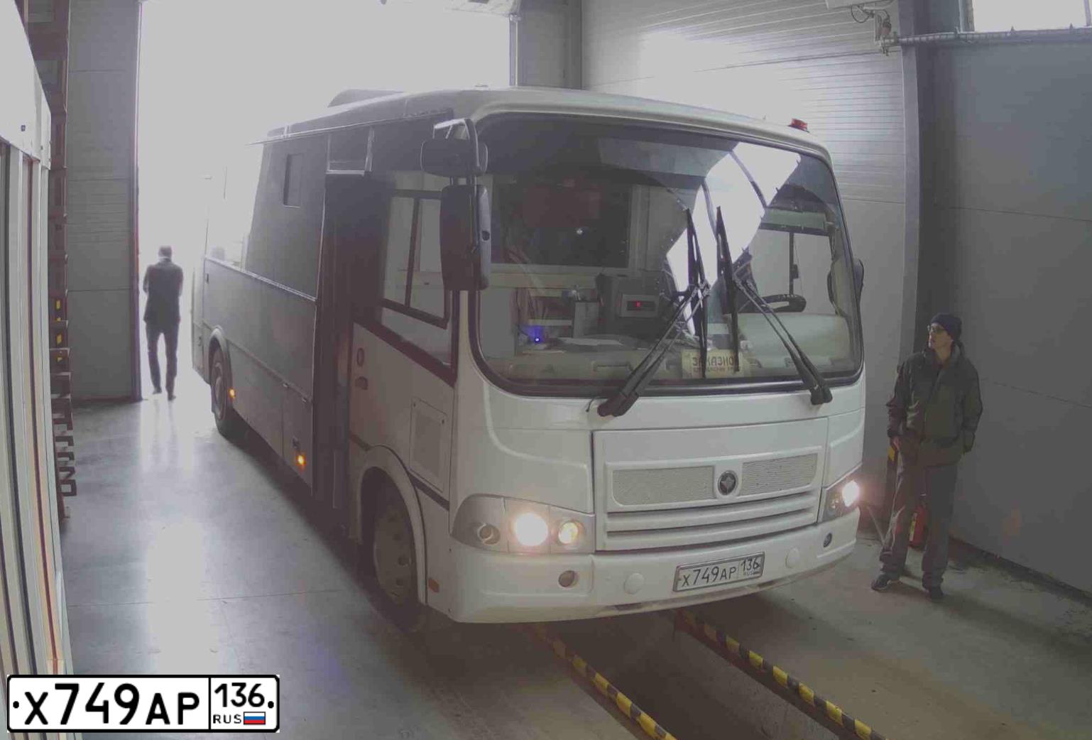 Фото автомобиля PAZ 3204, 2013 — госномер Х749АР136. Цвет: БЕЛЫЙ