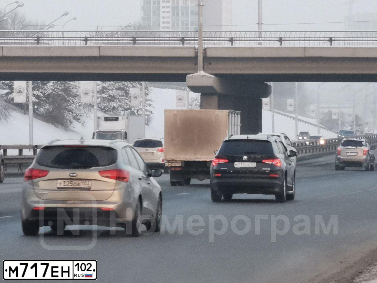 Фото автомобиля TOYOTA AVENSIS, 2009 — госномер Х063АС102. Цвет: ЧЕРНЫЙ