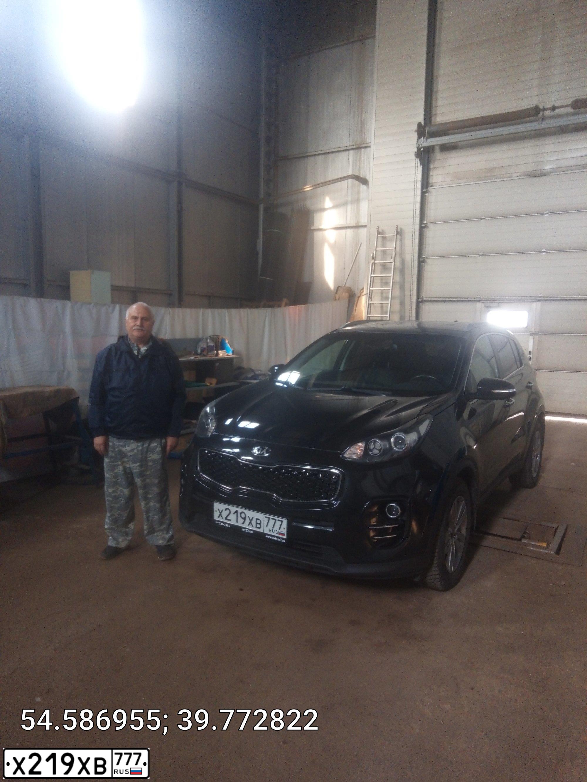 Фото автомобиля KIA SPORTAGE, 2017 — госномер А143УА62. Цвет: ЧЕРНЫЙ ПЕРЛАМУТР