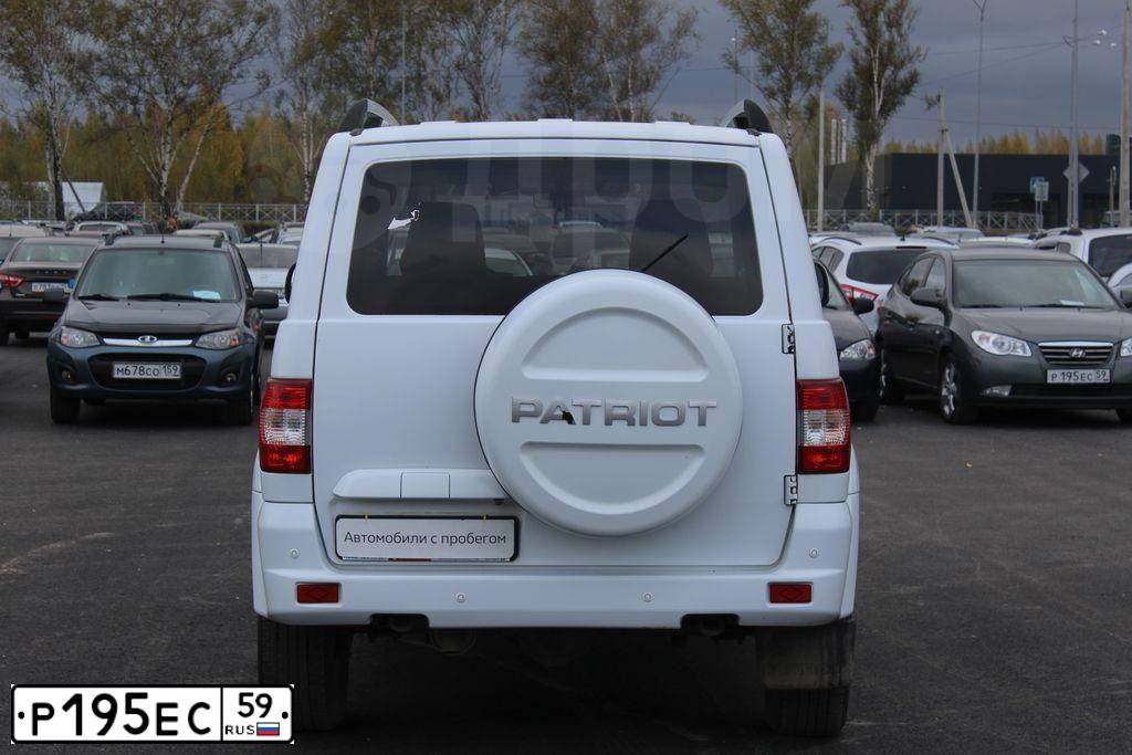 Фото автомобиля HYUNDAI ELANTRA, 2007 — госномер Х152МУ55. Цвет: СЕРЫЙ