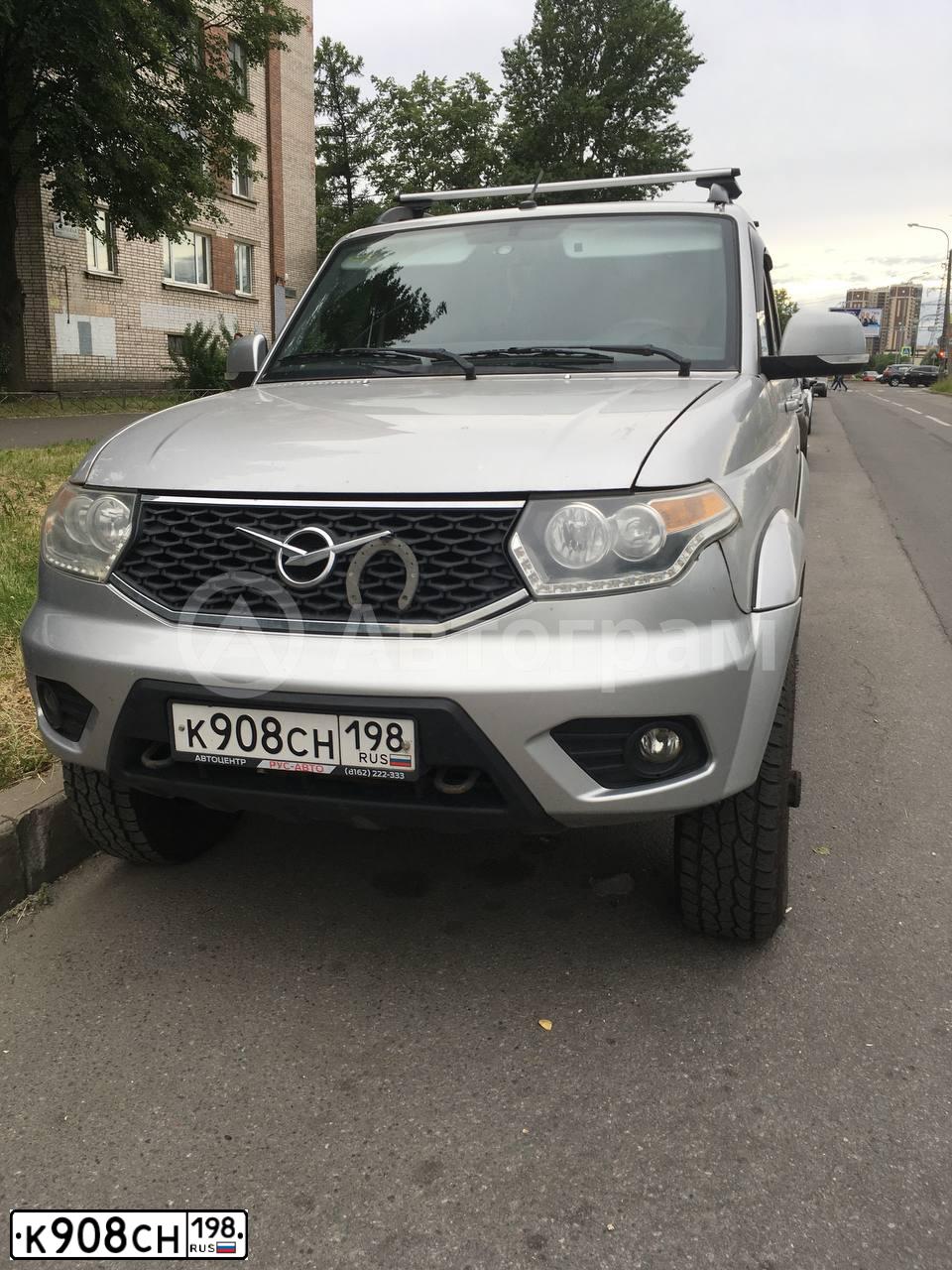 Фото автомобиля UAZ 3163 PATRIOT, 2017 — госномер К908СН198. Цвет: СЕРЕБРИСТЫЙ МЕТАЛЛИК