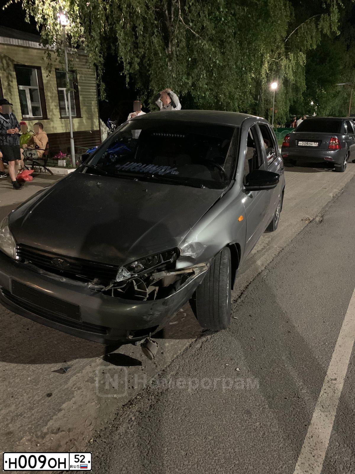 Фото автомобиля LADA 2109 SAMARA, 2001 — госномер Н009ОН52. Цвет: СЕРЕБРИСТО-ГОЛУБОЙ