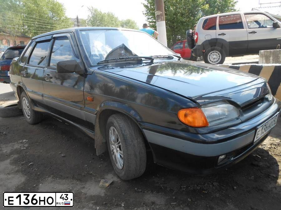 Фото автомобиля LADA 2115 SAMARA, 2006 — госномер Е136НО43. Цвет: ГРАФИТОВЫЙ МЕТАЛЛИК