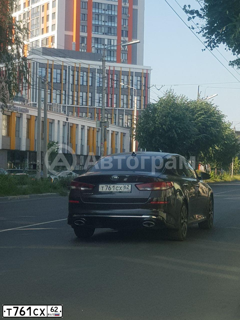 Фото автомобиля KIA MAGENTIS / OPTIMA, 2018 — госномер Т761СХ62. Цвет: Коричневый