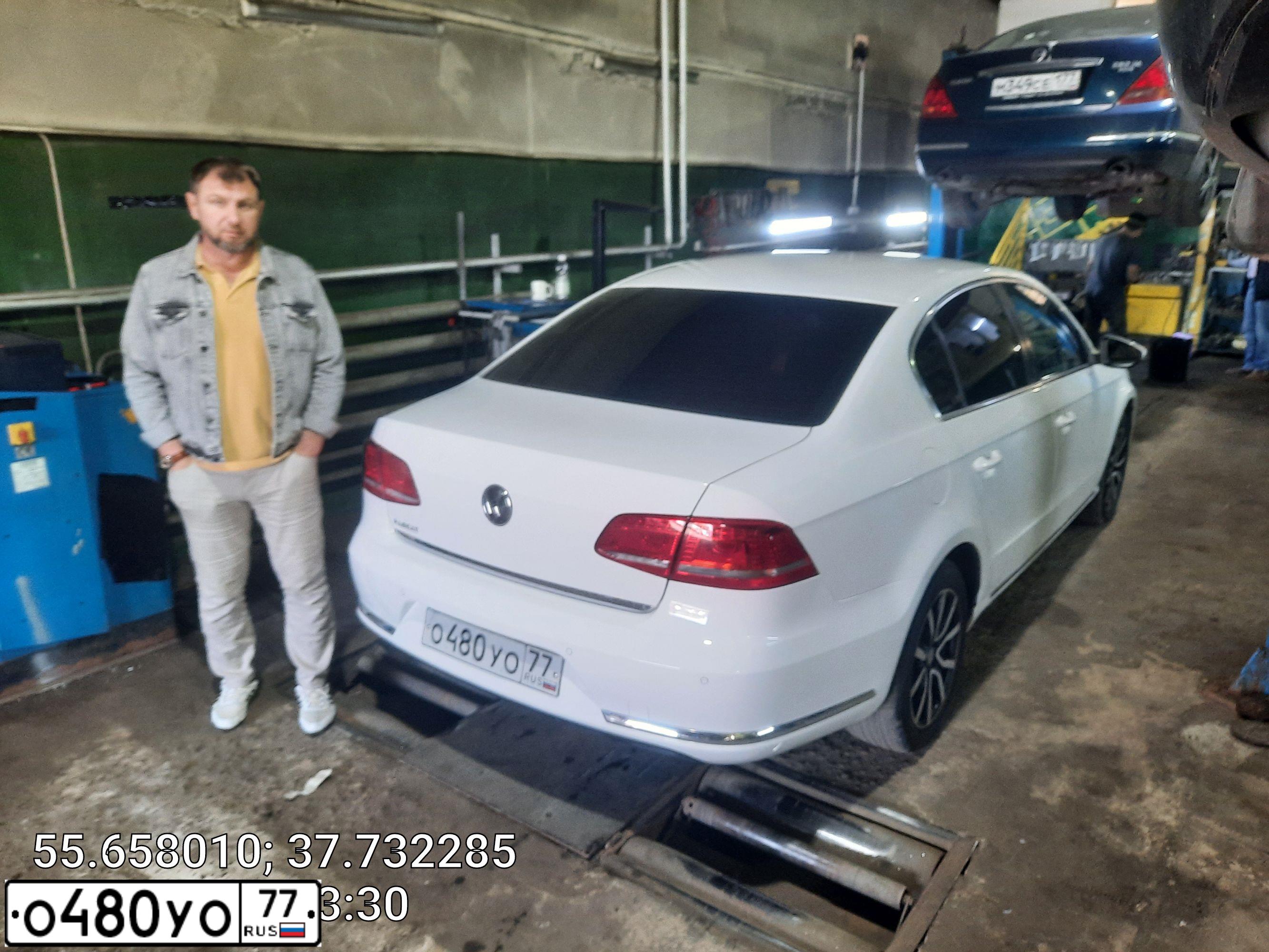 Фото автомобиля VOLKSWAGEN PASSAT, 2012 — госномер М673ЕМ35. Цвет: Белый