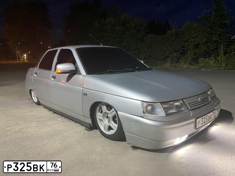 Фото автомобиля LADA 2110, 2007 — госномер Р765ЕЕ68. Цвет: Светло-серебристый металик