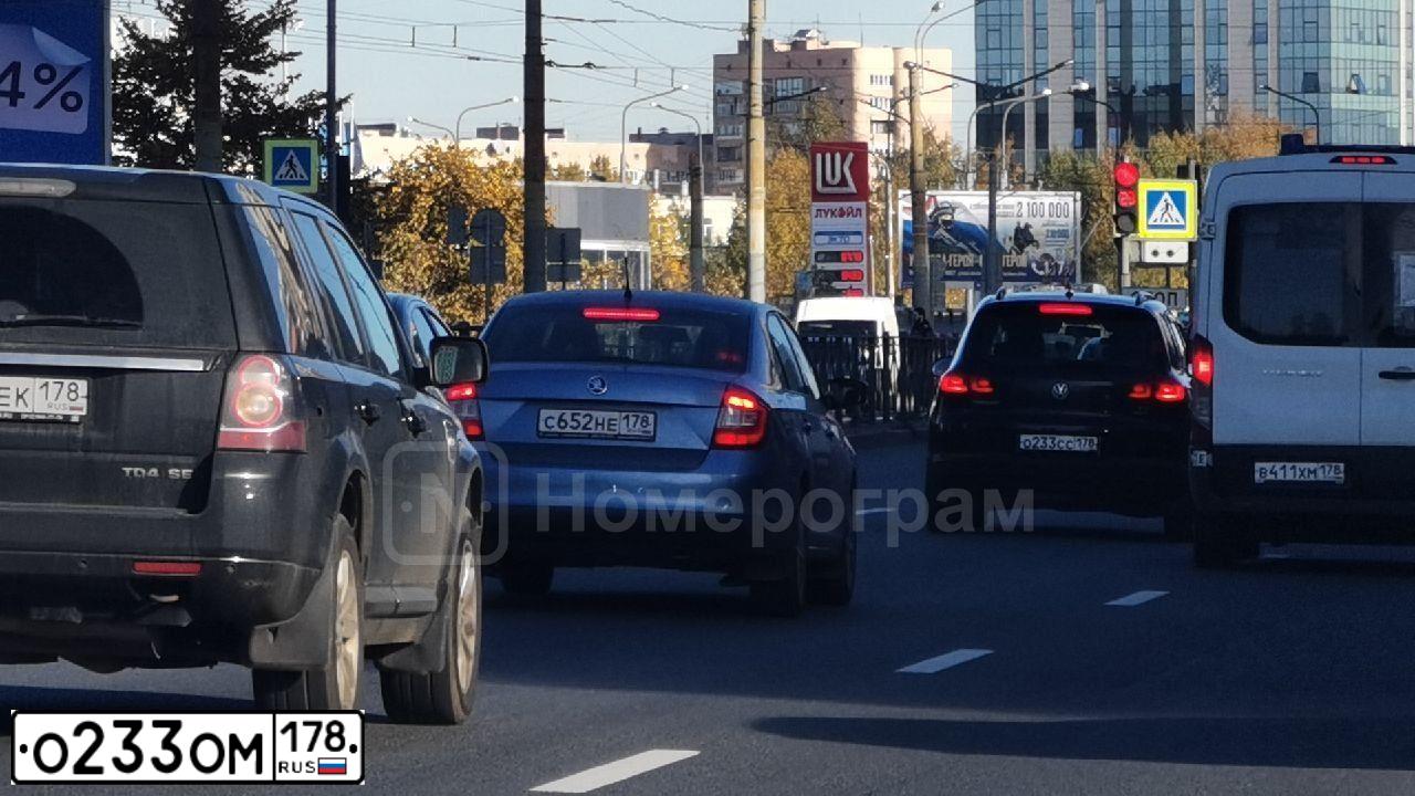 Фото автомобиля SSANGYONG KYRON, 2009 — госномер С401ТХ69. Цвет: ЧЕРНЫЙ МЕТАЛЛИК