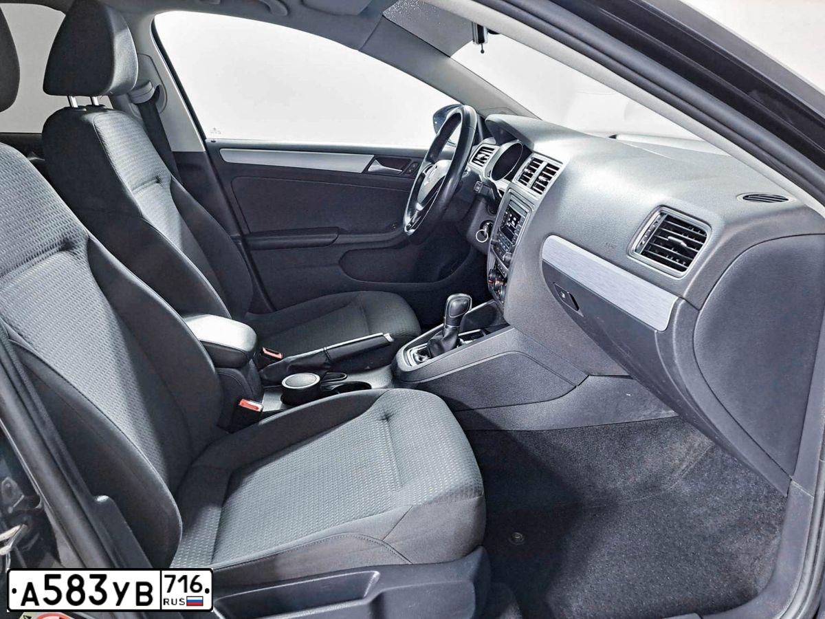 Фото автомобиля VOLKSWAGEN JETTA, 2018 — госномер А583УВ716. Цвет: ЧЕРНЫЙ