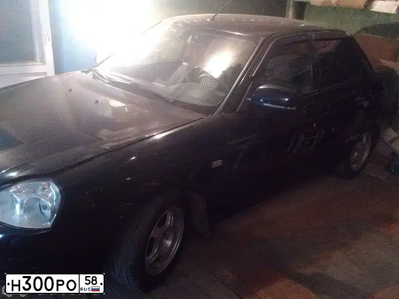 Фото автомобиля LADA PRIORA, 2011 — госномер У515ЕН58