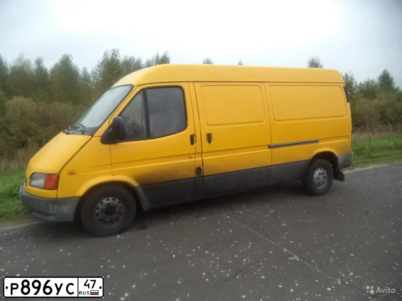Фото автомобиля FORD TRANSIT, 1996 — госномер М570МТ82. Цвет: ЖЕЛТЫЙ