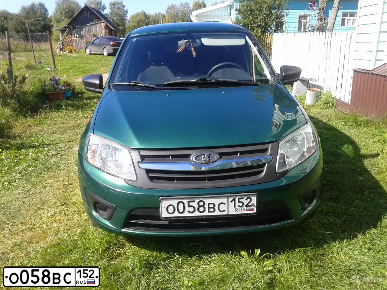 Фото автомобиля LADA 219010 LADA GRANTA, 2016 — госномер А357РВ252. Цвет: СЕРЕБРИСТО-ЗЕЛЕНЫЙ