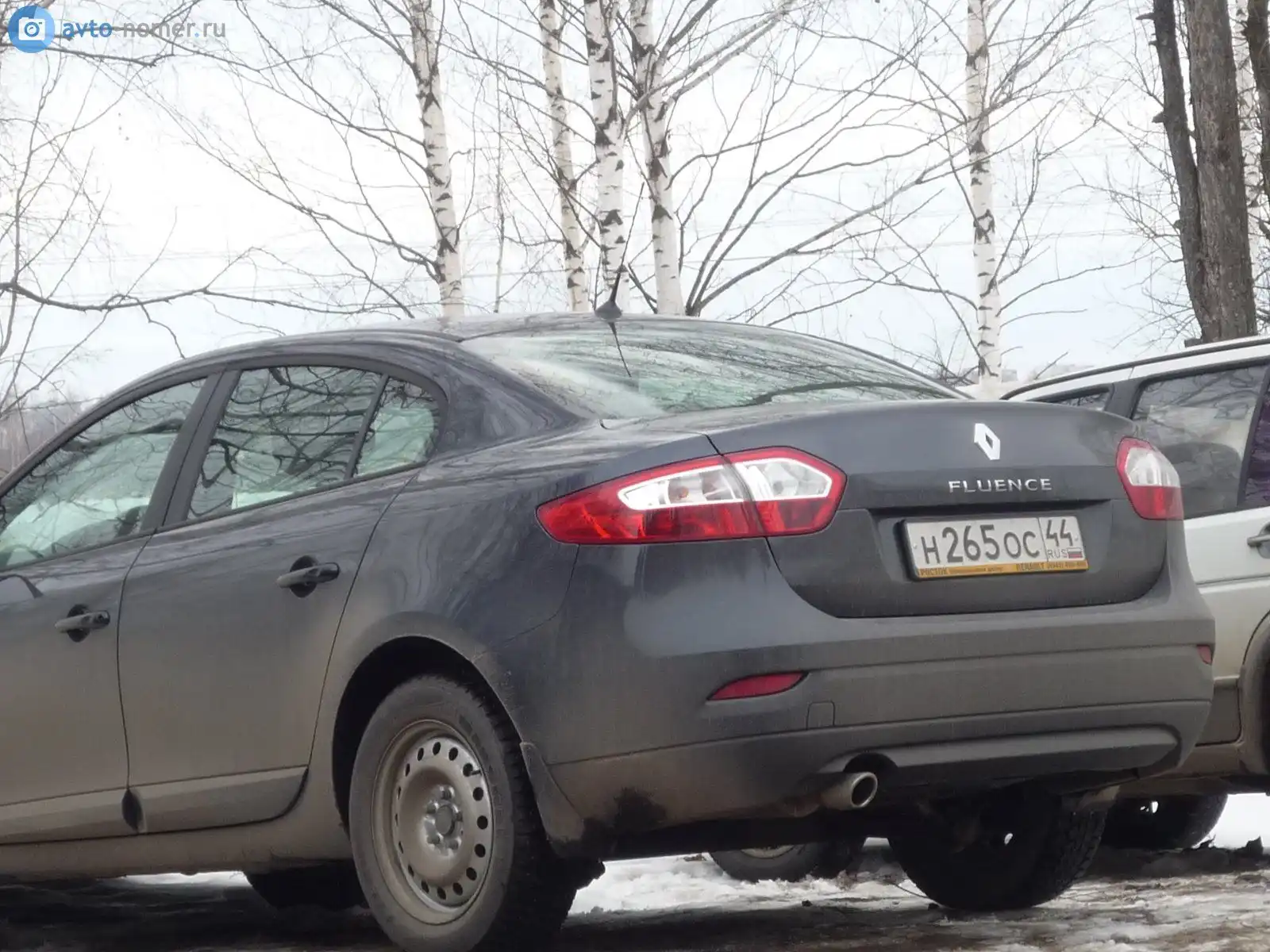 Фото автомобиля RENAULT FLUENCE, 2010 — госномер Р330ХЕ32