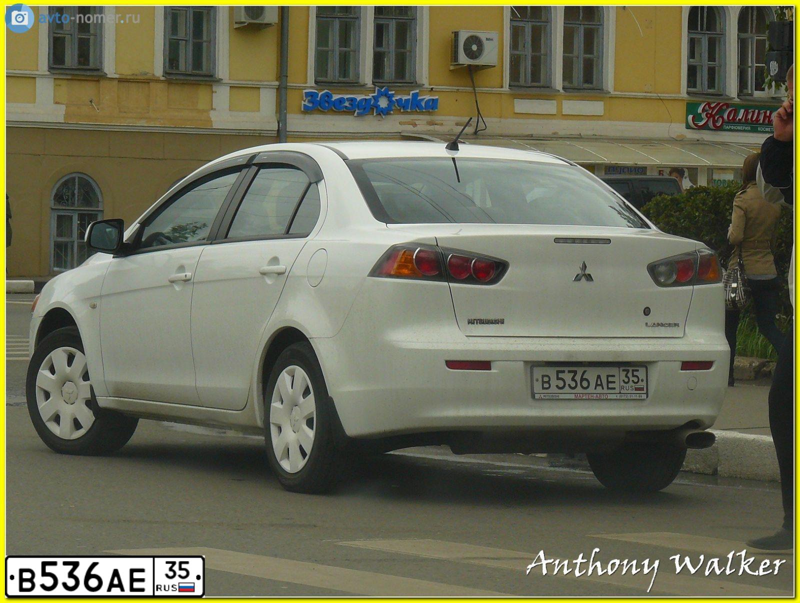 Фото автомобиля LEXUS RX, 2004 — госномер Е520АЕ154. Цвет: БЕЛЫЙ СЕРЕБРИСТЫЙ