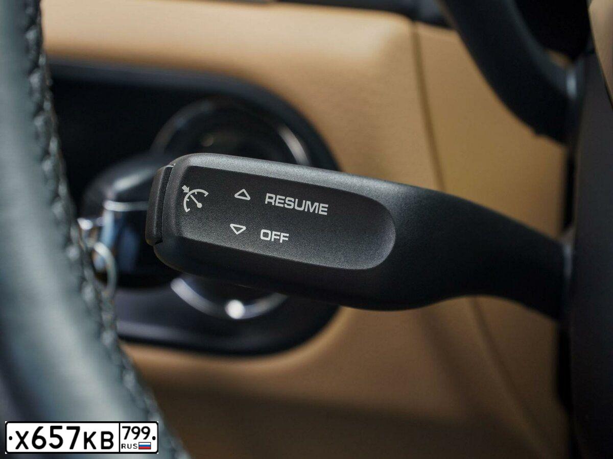 Фото автомобиля PORSCHE MACAN, 2018 — госномер А295АН550. Цвет: ЧЕРНЫЙ