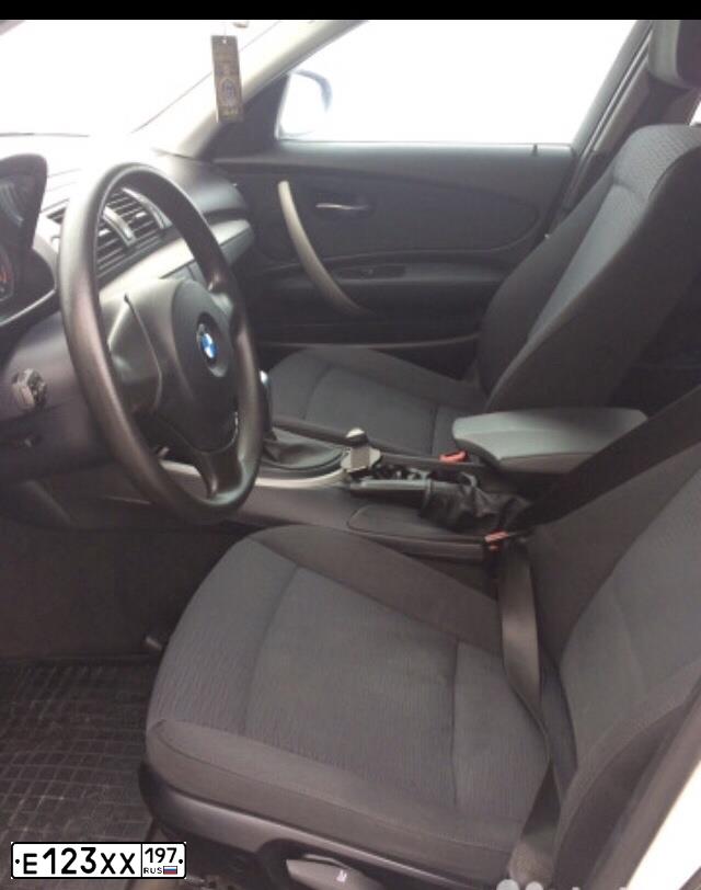 Фото автомобиля BMW SERIE 1, 2011 — госномер Н938МК197. Цвет: БЕЛЫЙ