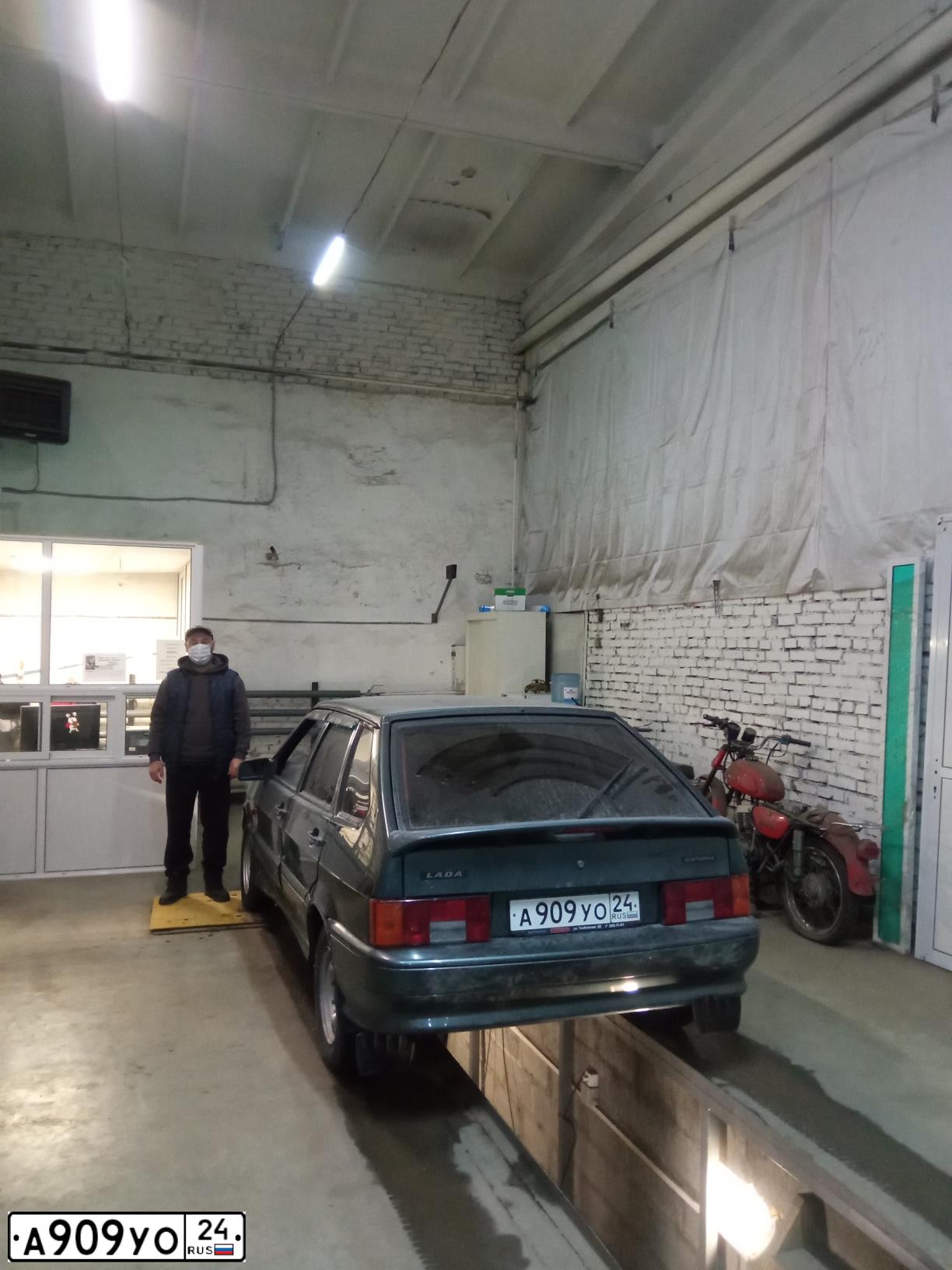 Фото автомобиля LADA 2114 SAMARA, 2008 — госномер К346ТА124. Цвет: СЕРО-СИНЕ-ЗЕЛЕНЫЙ
