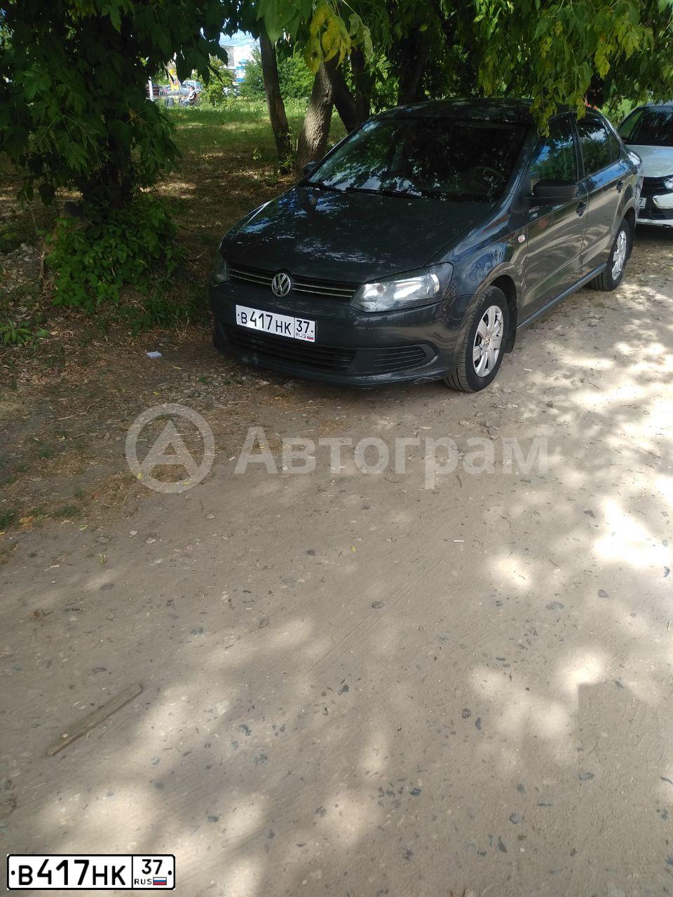 Фото автомобиля VOLKSWAGEN POLO, 2011 — госномер В417НК37. Цвет: СЕРЫЙ