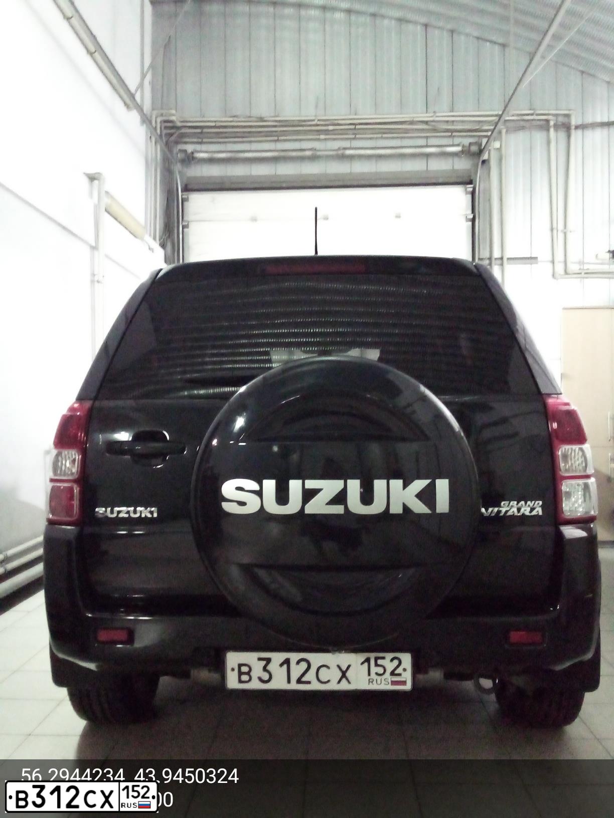 Фото автомобиля SUZUKI /GRAND/ VITARA, 2010 — госномер В312СХ152. Цвет: ЧЕРНЫЙ