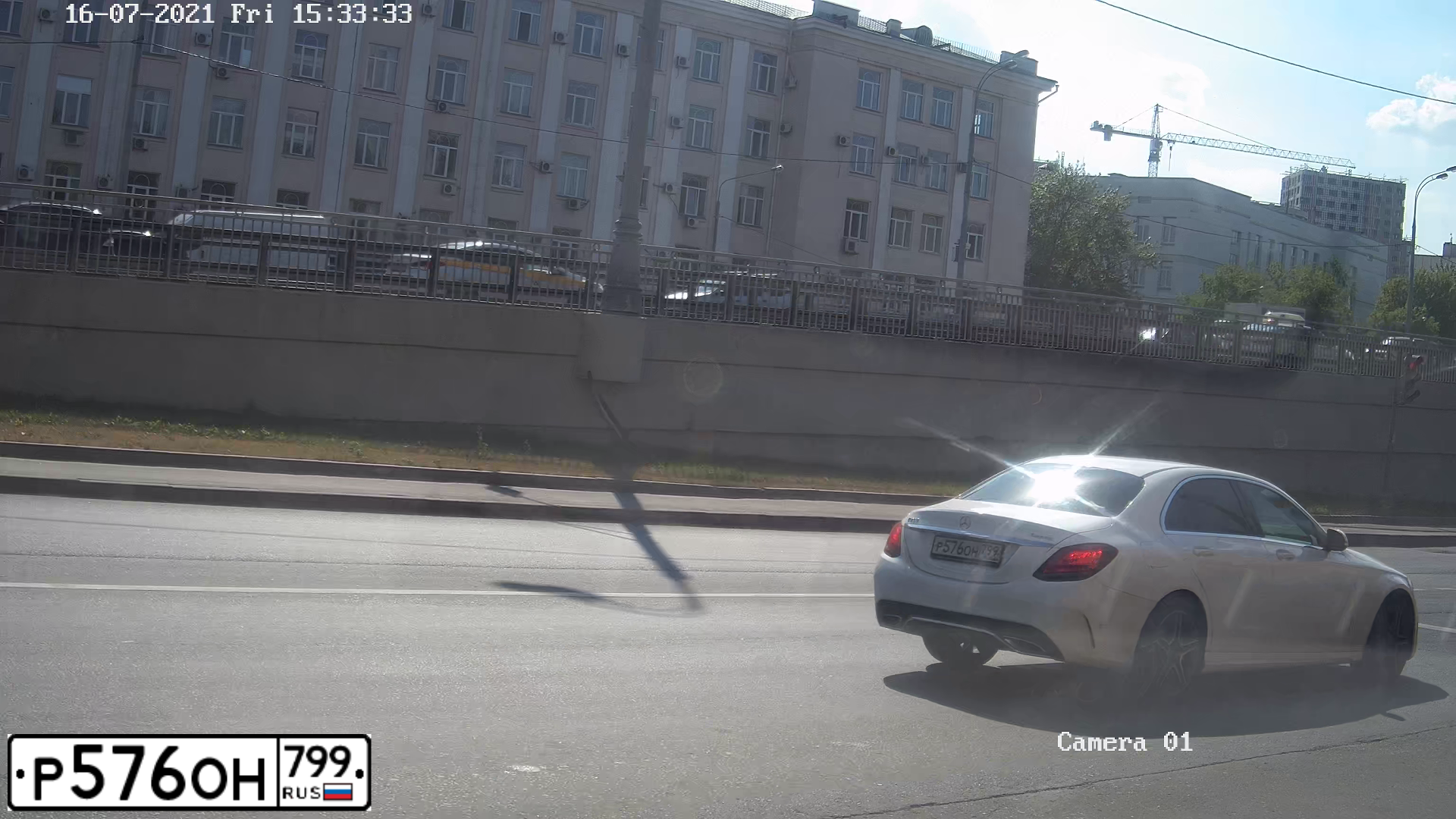 Фото автомобиля MERCEDES C-KLASSE, 2019 — госномер Р576ОН799. Цвет: БЕЛЫЙ