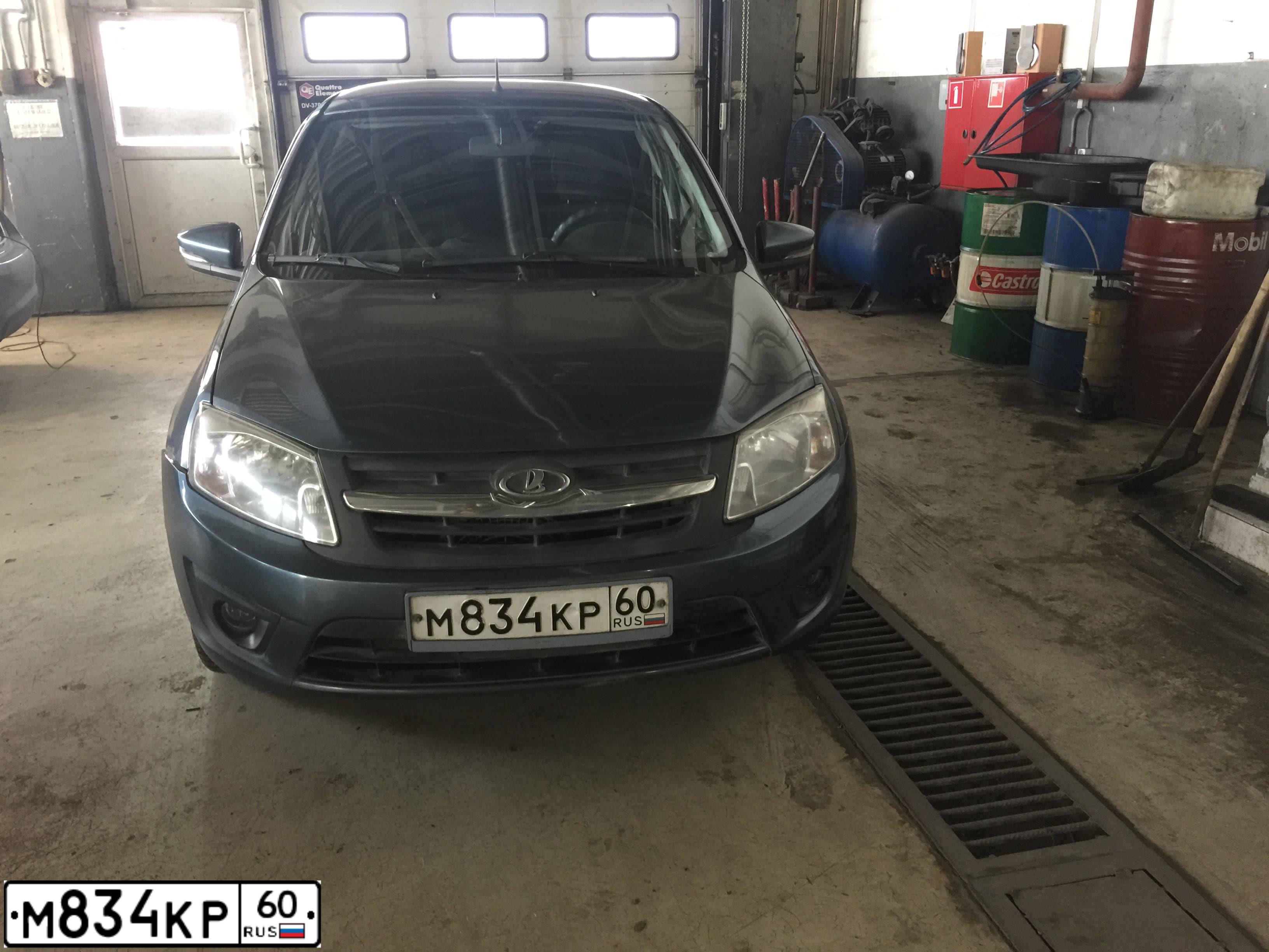 Фото автомобиля LADA 2191 GRANTA, 2014 — госномер М834КР60. Цвет: Серо-Синий